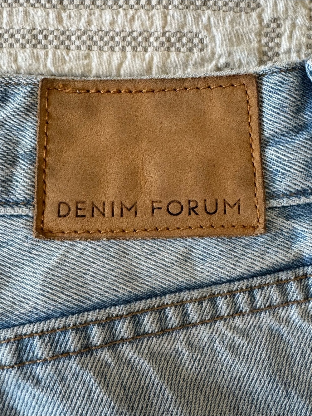 Aritzia Denim Forum The Marlene ’60s High Rise Flare Jeans Light Wash Size 26 - Picture 7 of 13